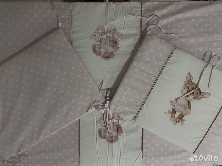 Бортики в детскую кроватку для девочки