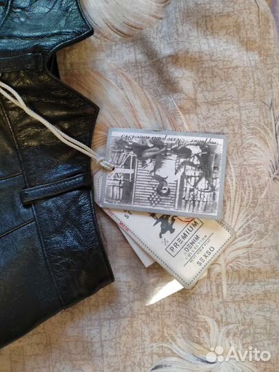 Кожаные шорты