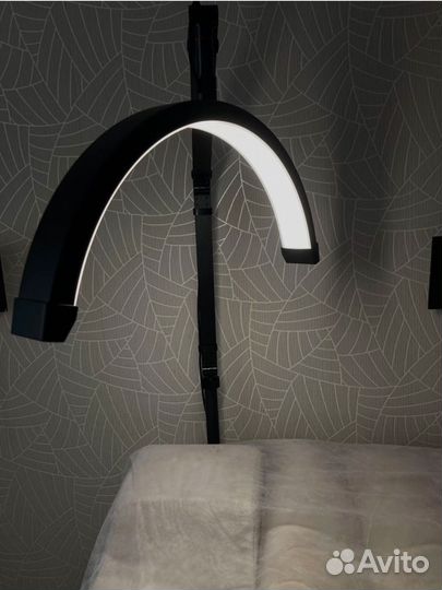 Лампа дуга (луна) профессиональная бестеневая