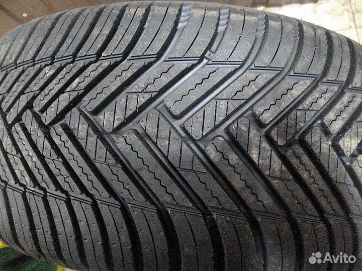 Hankook Kinergy 4S2 H750 235/55 R19 105W