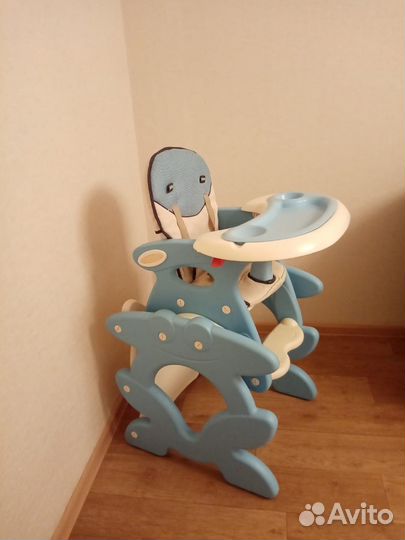 Стул -столик для кормления