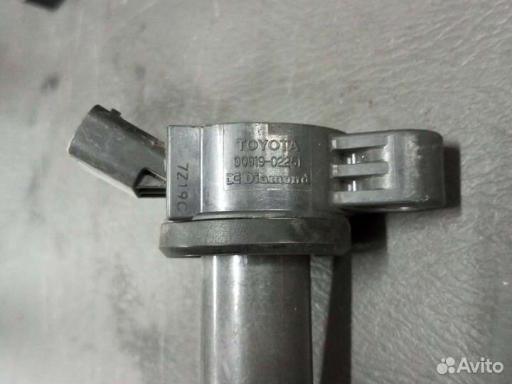 Катушка зажигания toyota