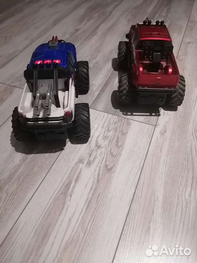 Машина на радиоуправлении внедорожник