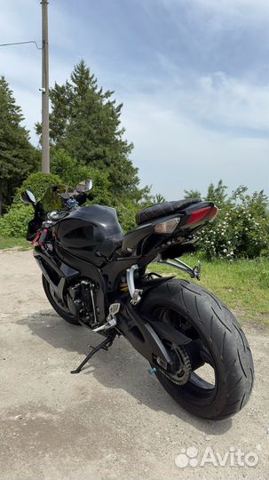 Suzuki gsx-r 600 k8