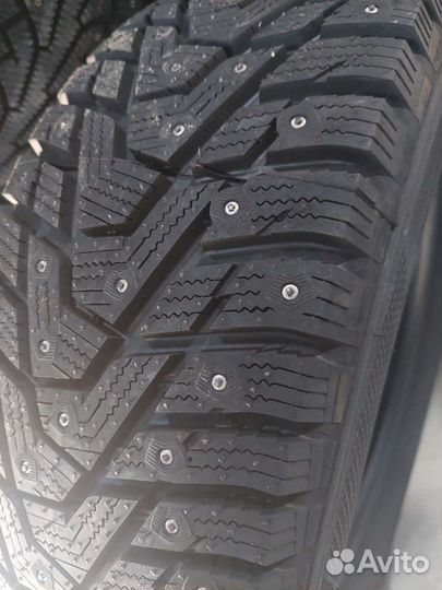 Hankook Winter I'Pike RS2 W429 215/65 R16 102T