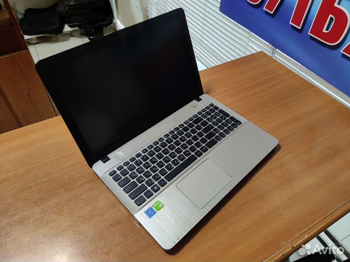 Ноутбук для сетевых игр бу / Asus / geforce / ssd