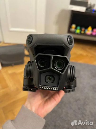 Квадрокоптер DJI Mavic 3 Pro fly more combo