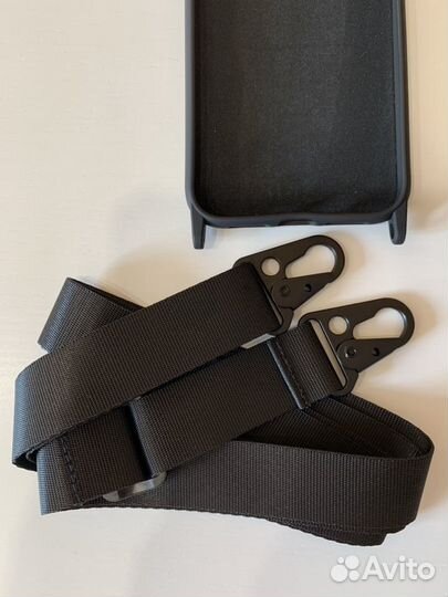 Чехол с ремешком для iPhone / Crossbody case