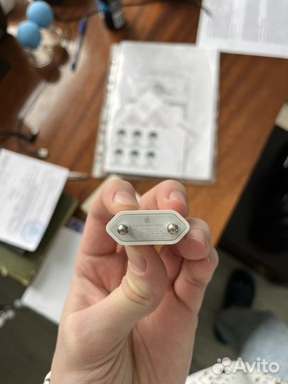 Блок питания на iPhone оригинал