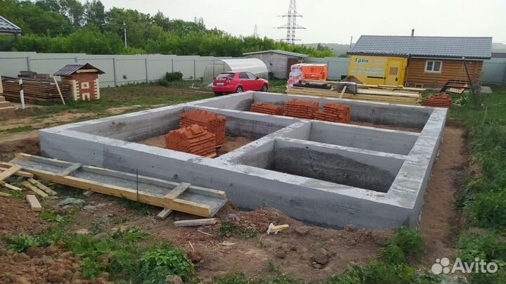 Заливка фундамента, бетонных плит, отмосток