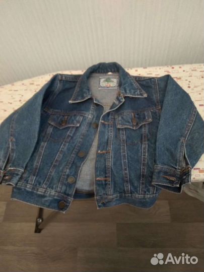 Джинсовая куртка