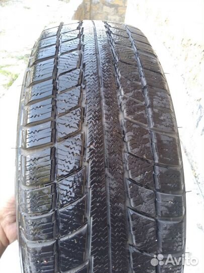 Triangle TR777 215/70 R16 104T