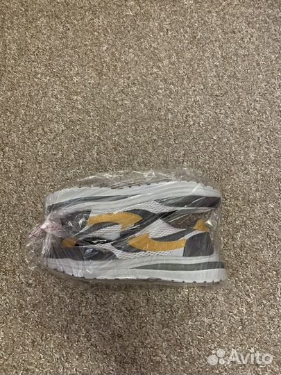 Кроссовки мужские 43 размера новые