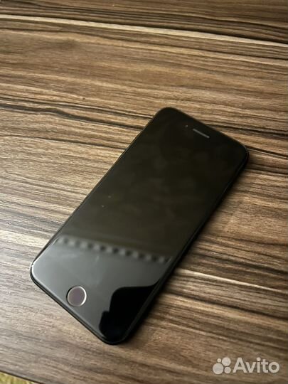 iPhone SE (2020), 64 ГБ