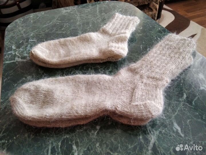 Носки женские и мужские вязаные