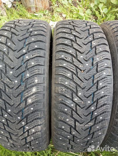 Nokian Tyres Hakkapeliitta 8 SUV 215/65 R17