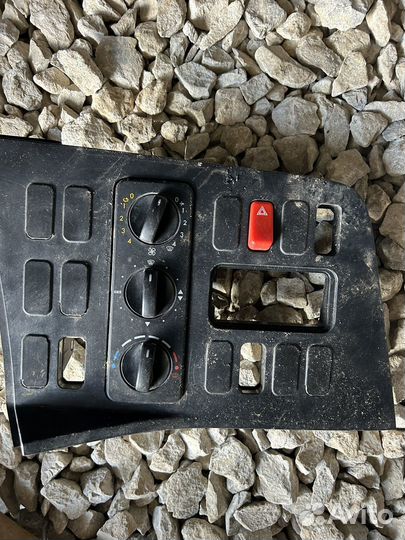 Mercedes axor накладка панели приборов