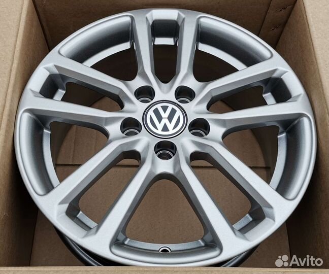 VW Polo, Skoda Rapid R15 новые