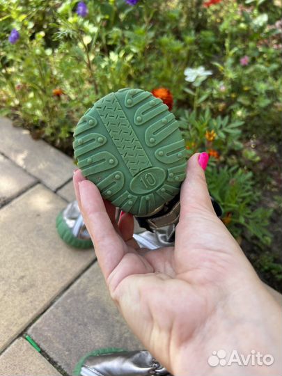 Обувь для крупных собак