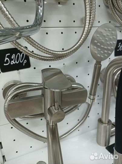 Смеситель для ванны