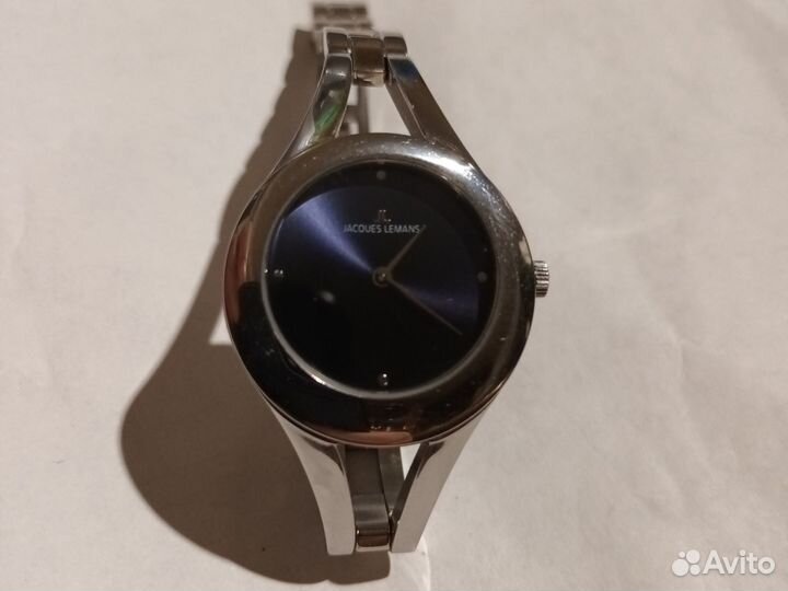 Часы наручные женские