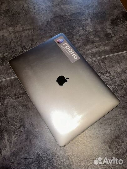 MacBook Pro 13