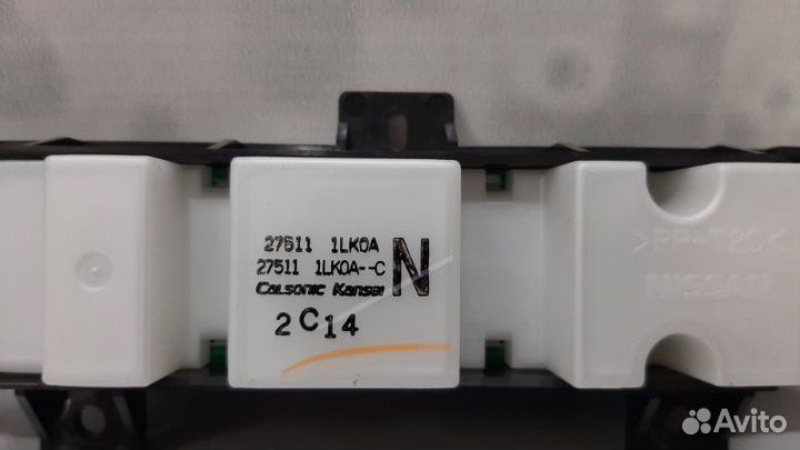 Панель управления климат-контролем задний Infiniti