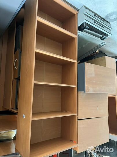 Тумба, шкафы, стол