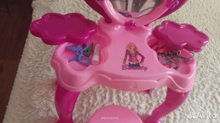 Детский столик