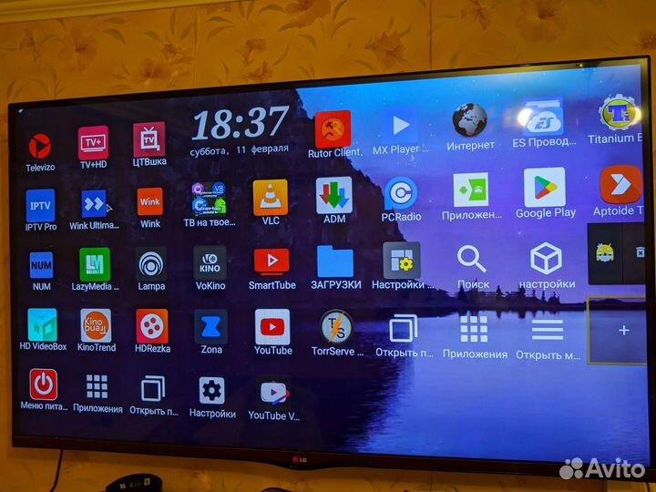 Новые тв приставки Tanix W2. 4/32Гб. Настроены