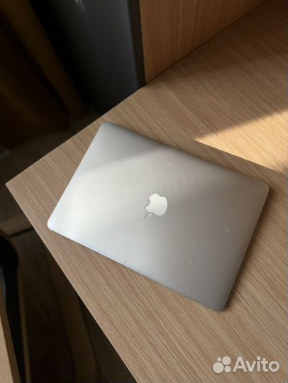 MacBook Air (13-inch, Early 2014)