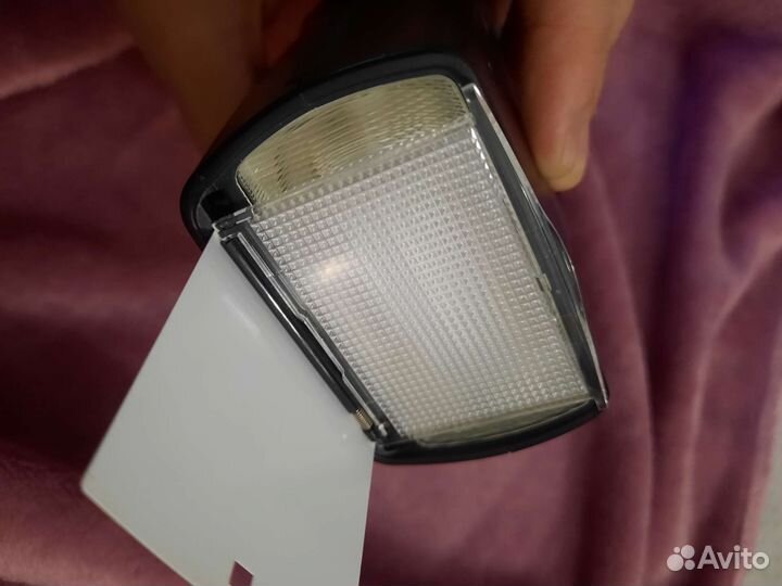 Вспышка yongnuo 560