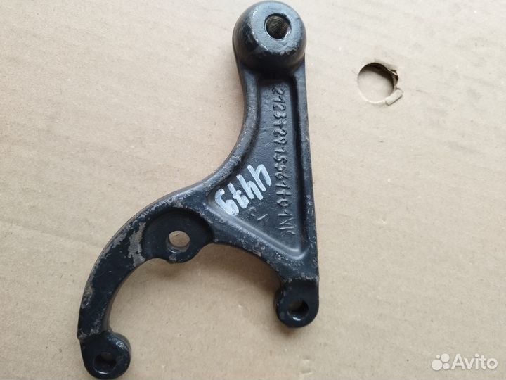 Кронштейн амортизатора Нива 2123