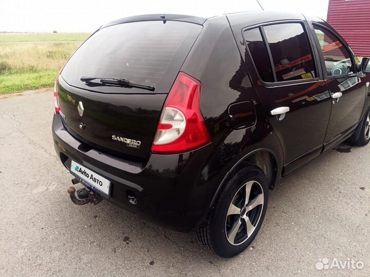 Renault Sandero 1.6 AT, 2010, 290 000 км