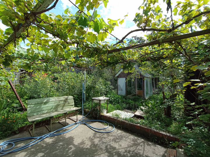 Дом 62,7 м² на участке 6 сот.