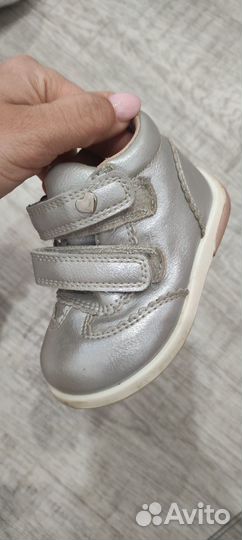 Ботинки для девочки 20