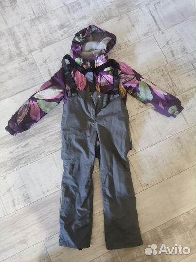 Костюм весенний 128