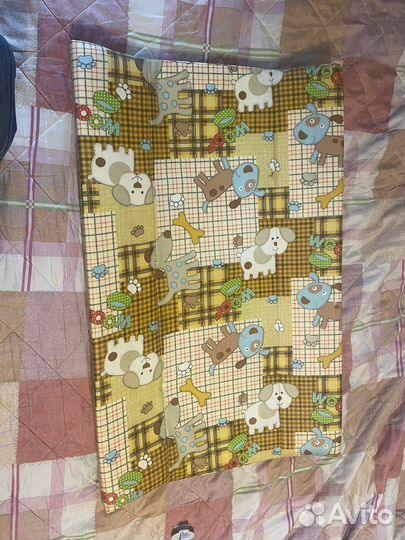 Пеленальный столик на кроватку