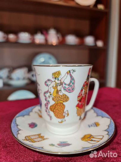 Императорский фарфор. Чашка с блюдцем и тарелкой