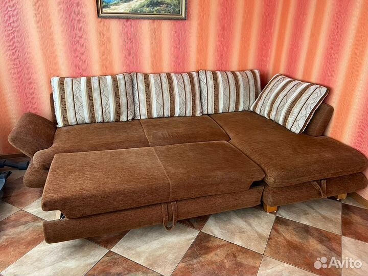 Угловой диван