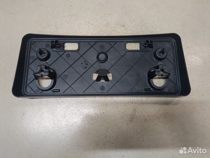 Накладка под номер Lexus UX, 2018