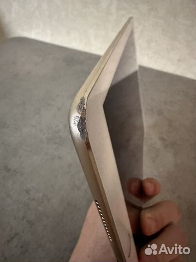 iPad Pro 9.7 128GB Золотой, Ростест
