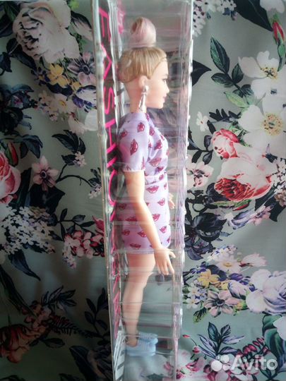 Кукла Барби Пышка Fashionistas 75. Оригинал