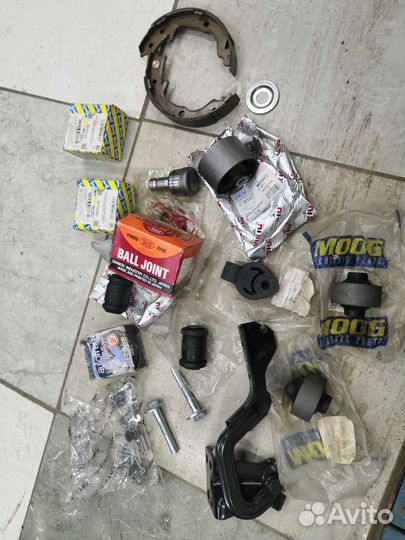 Запчасти на митсубиси аутлендер 2