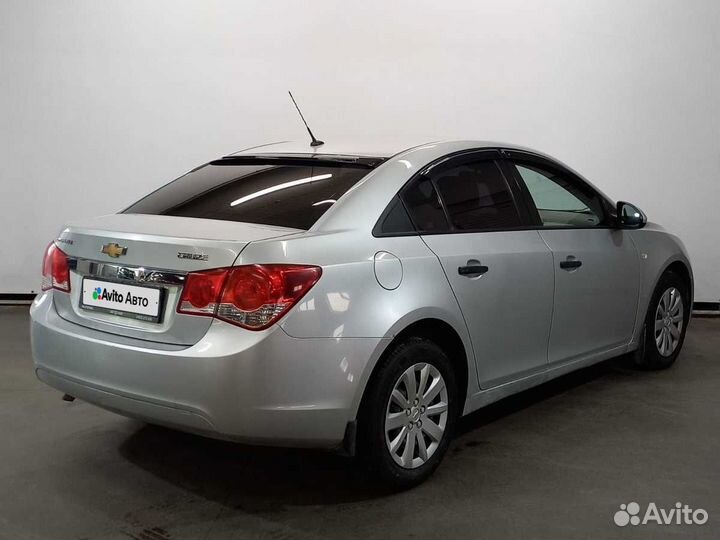 Chevrolet Cruze 1.6 МТ, 2011, 181 876 км