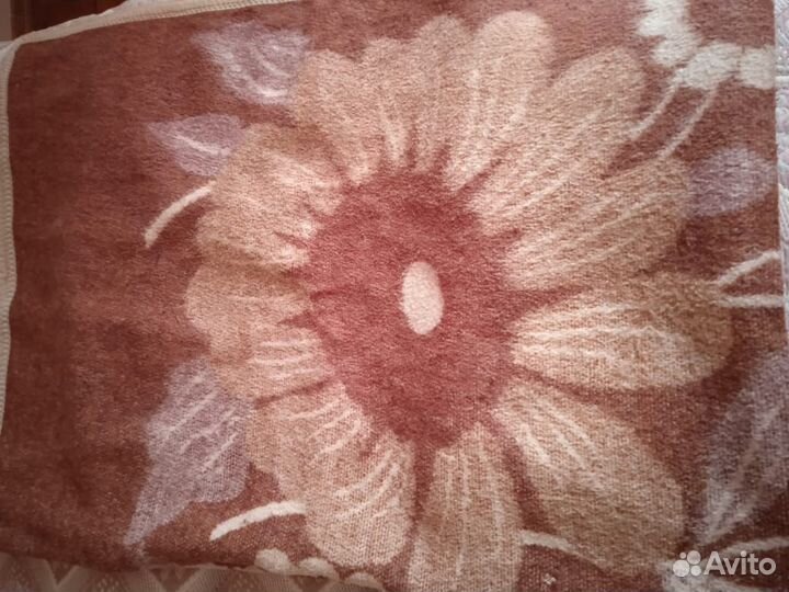 Одеяло шерстяное