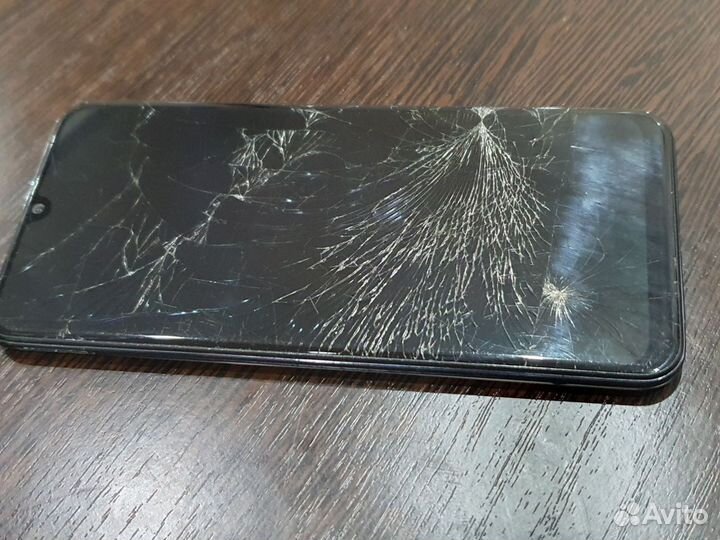 Samsung Galaxy A50, 4/64 ГБ