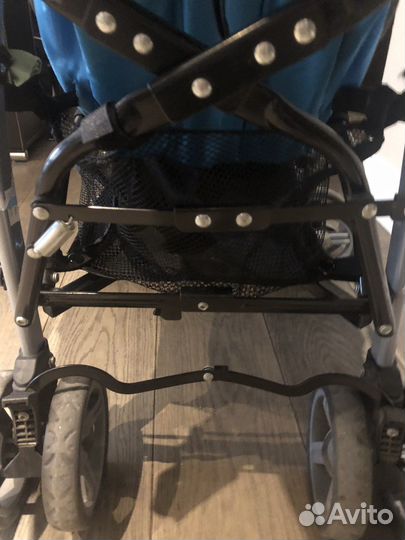 Прогулочная коляска caretero