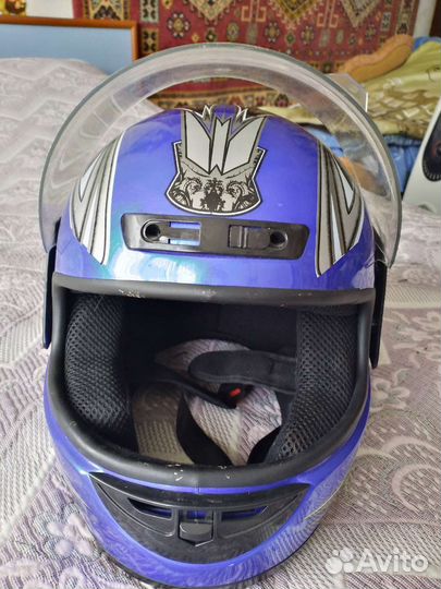 Шоссейный шлем