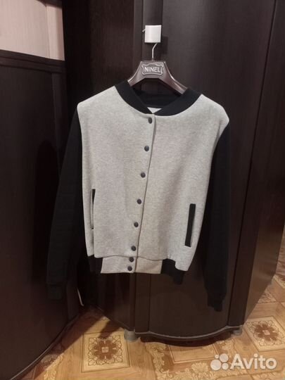 Бомбер женский